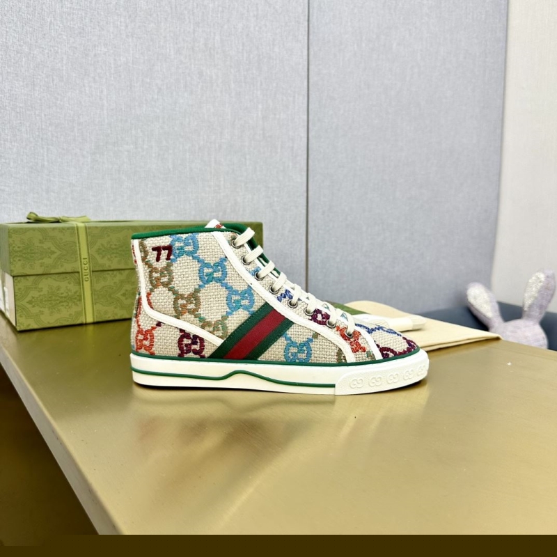 G*u*i casual shoes